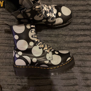 Women's Dr. Martens Jadon Black White Polka Dot Lace Up Boots US 8 UK6 EUC